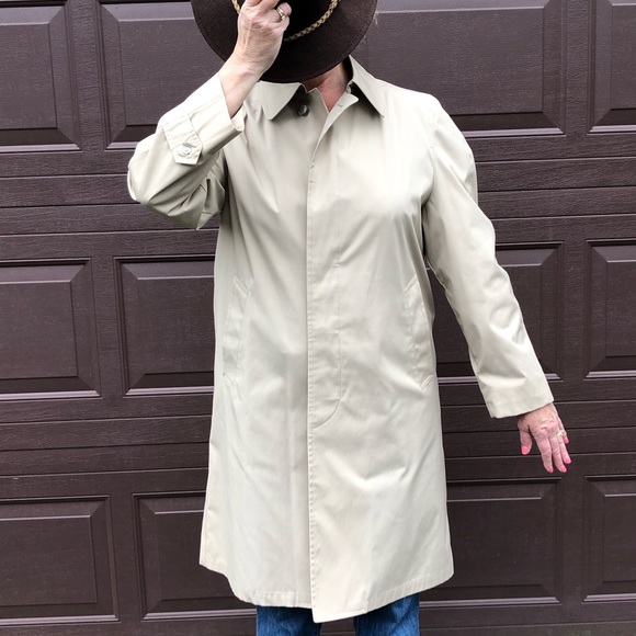 London Fog Other - 🎉HP🎉🎉Men’s London Fog classic trench 38 EUC